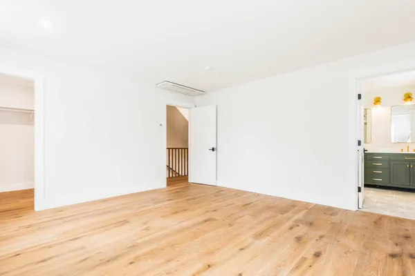 $925,000 | 3 Cemetery Lane, Greenland, NH 03840