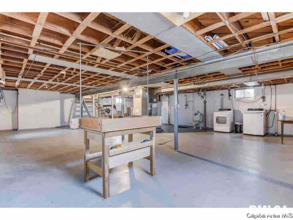 2141 Marland Street Springfield, IL 62702 - Photo 23 of 34 Gallery Image 23