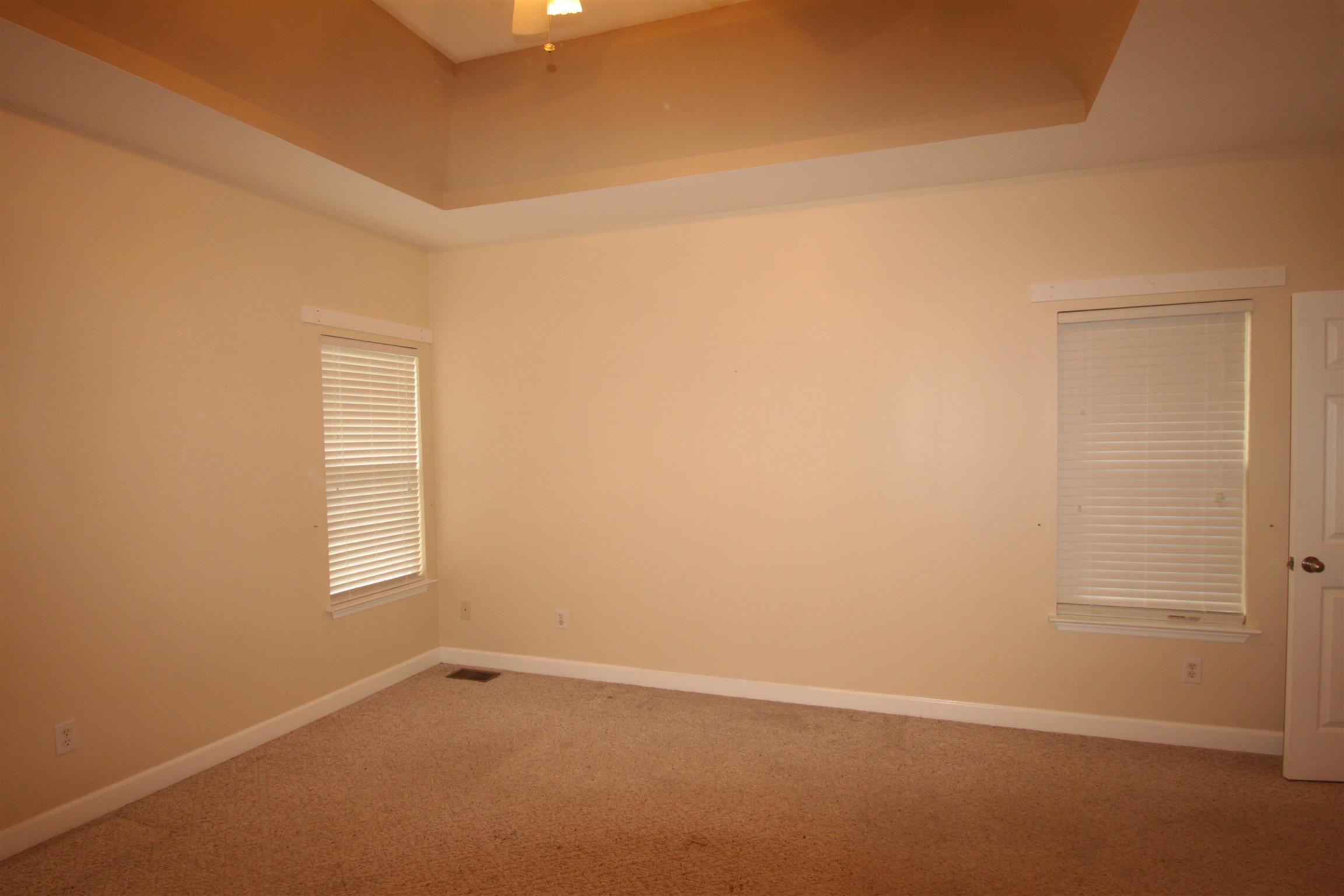 1013 Woods Ferry Road Lebanon, TN 37087 - Photo 18 of 20 an empty room with a window