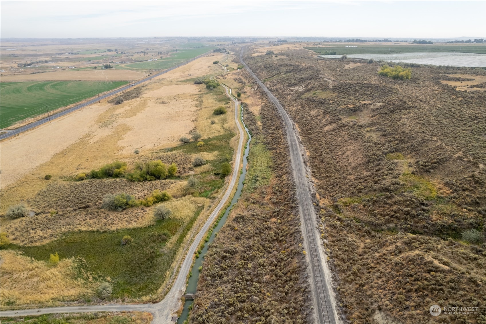 -nna South O'Brian Road Othello, WA 99344 - Photo 2 of 31 a view of an ocean beach