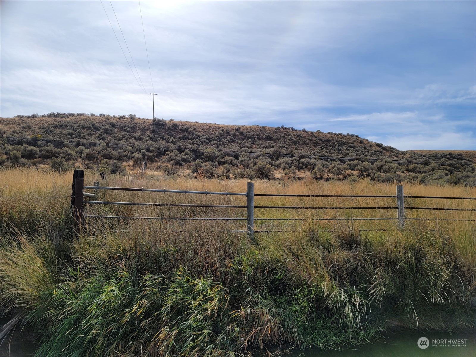 -nna South O'Brian Road Othello, WA 99344 - Photo 27 of 31 a view of a lake