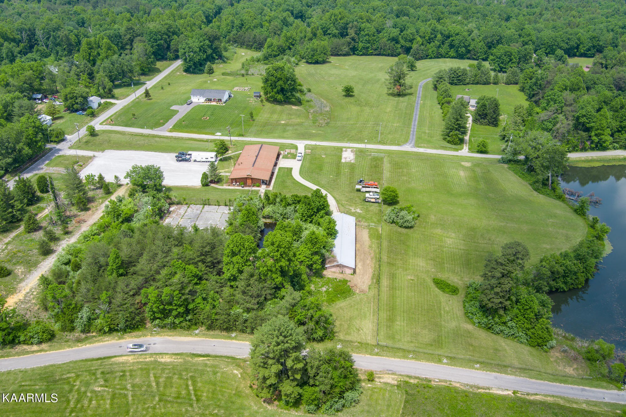 2281 Country Club Road Jamestown, TN 38556 - Photo 50 of 55 Gallery Image 50