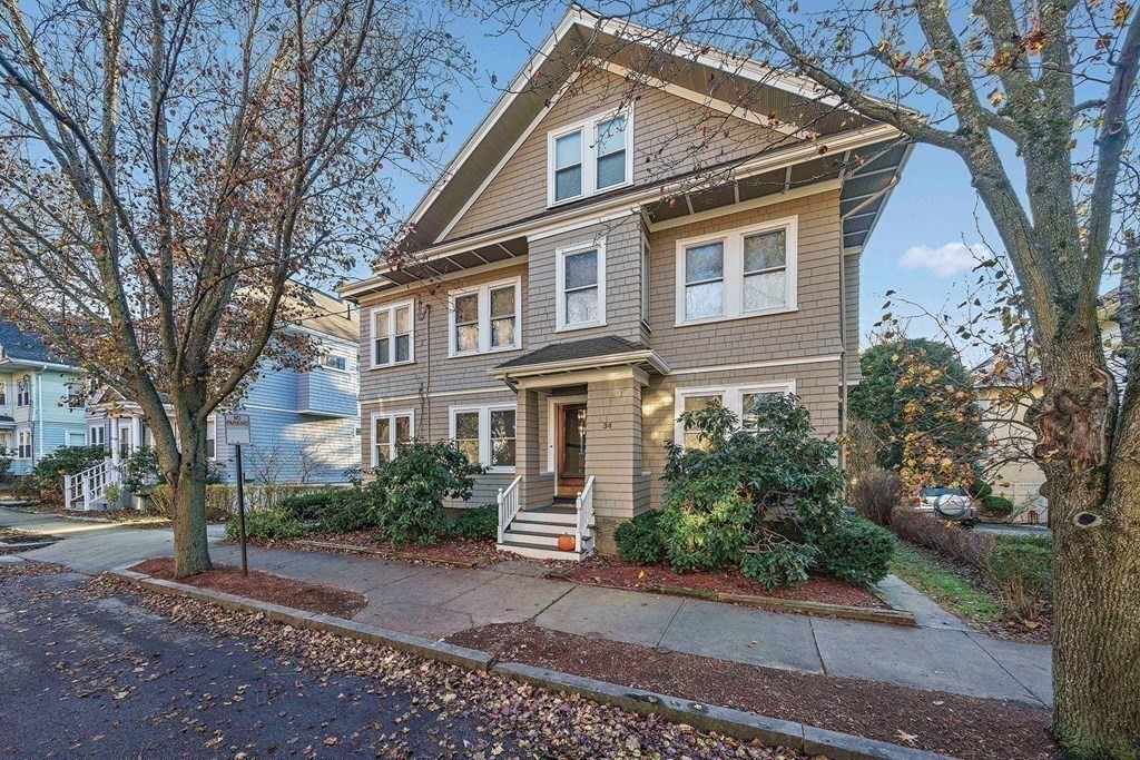 34 Playstead Road, Unit 1 Newton, MA 02458 - Photo 1 of 32 Gallery Image 1