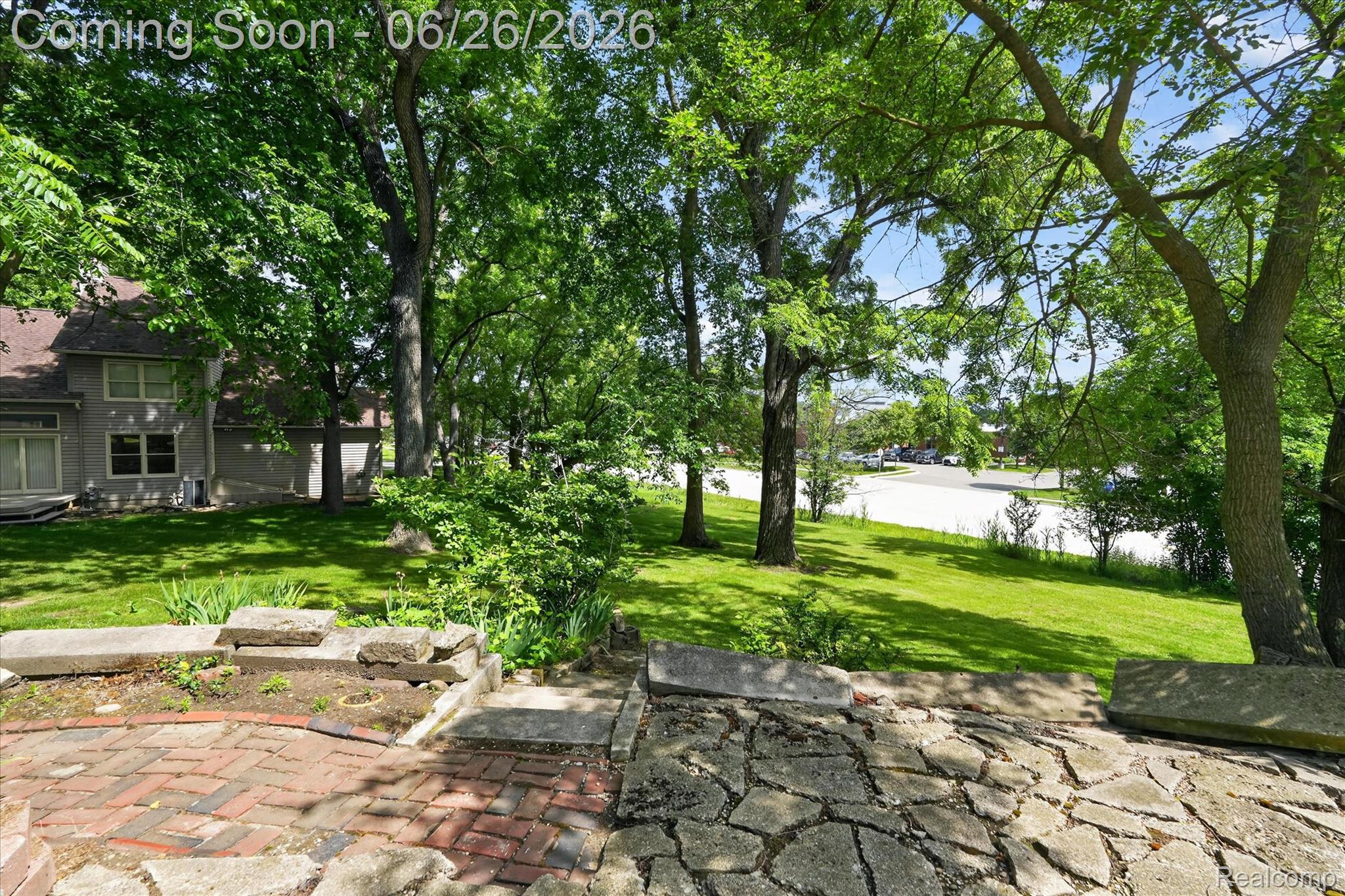 31620 West 11 Mile Road Farmington, MI 48334 - Photo 49 of 70