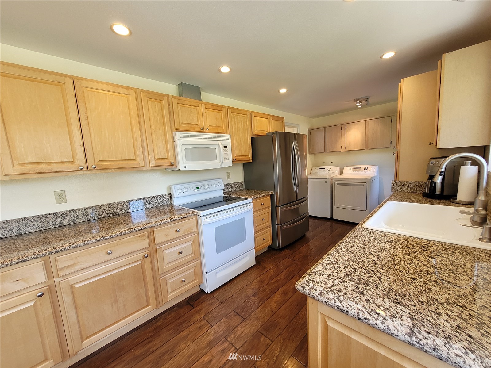 32 Thornton Place Sequim, WA 98382 - Photo 11 of 38 Gallery Image 11