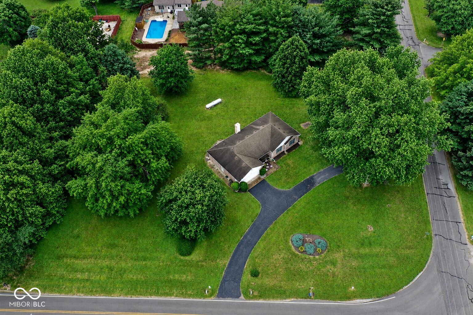 8530 Big Bend Road Martinsville, IN 46151 - Photo 3 of 52