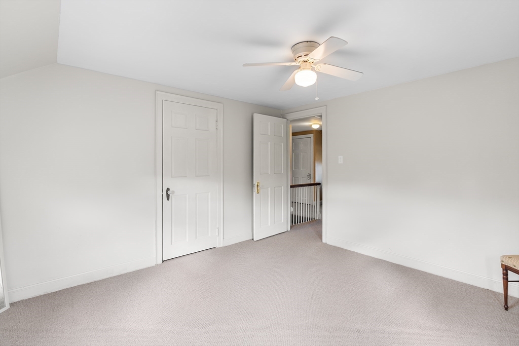 41 Pilgrim Road Weymouth, MA 02191 - Photo 12 of 27