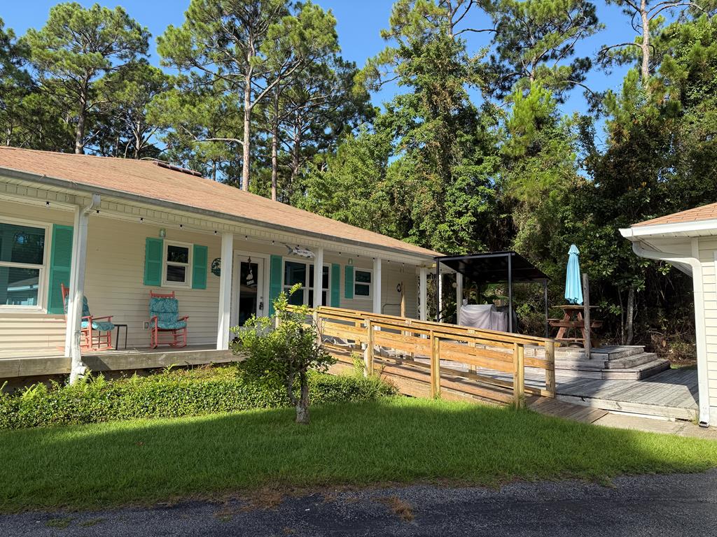 9 Hammock Cove Road Eastpoint, FL 32328 - Photo 9 of 15