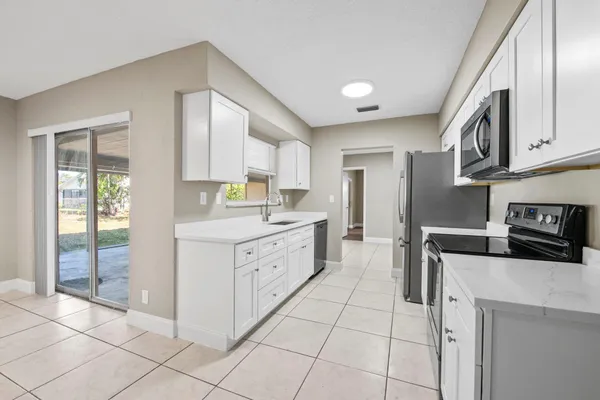 $389,000 | 9203 Northwest 71st Street, Tamarac, FL 33321