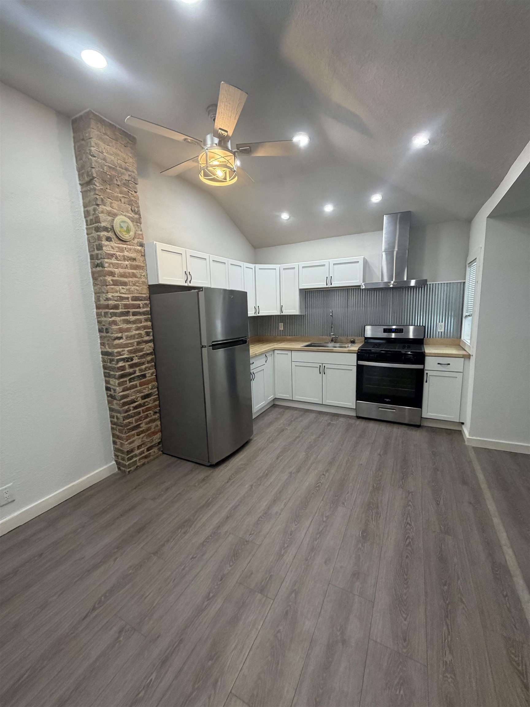 618 North Street Madison, WI 53704 - Photo 21 of 33