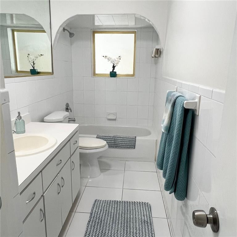 16910 Southwest 109th Avenue Miami, FL 33157 - Photo 19 of 25 Photo 19