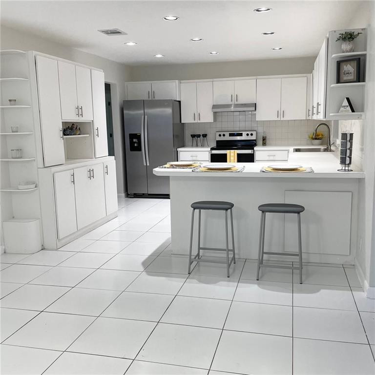 16910 Southwest 109th Avenue Miami, FL 33157 - Photo 9 of 25 Photo 9