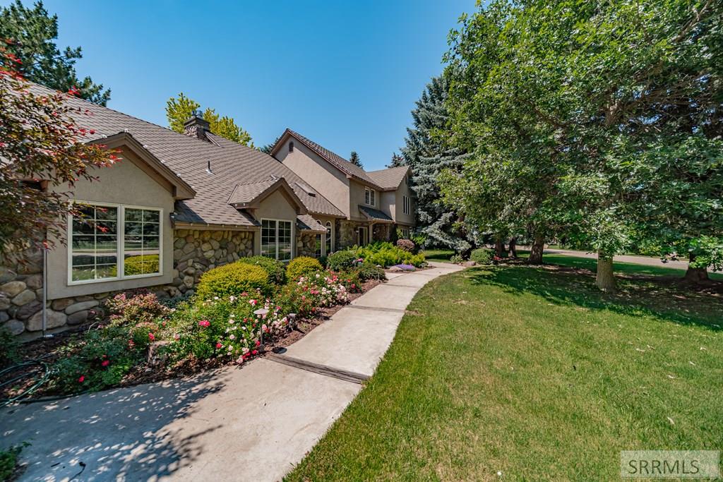 706 South Bellin Road Idaho Falls, ID 83402 - Photo 5 of 80