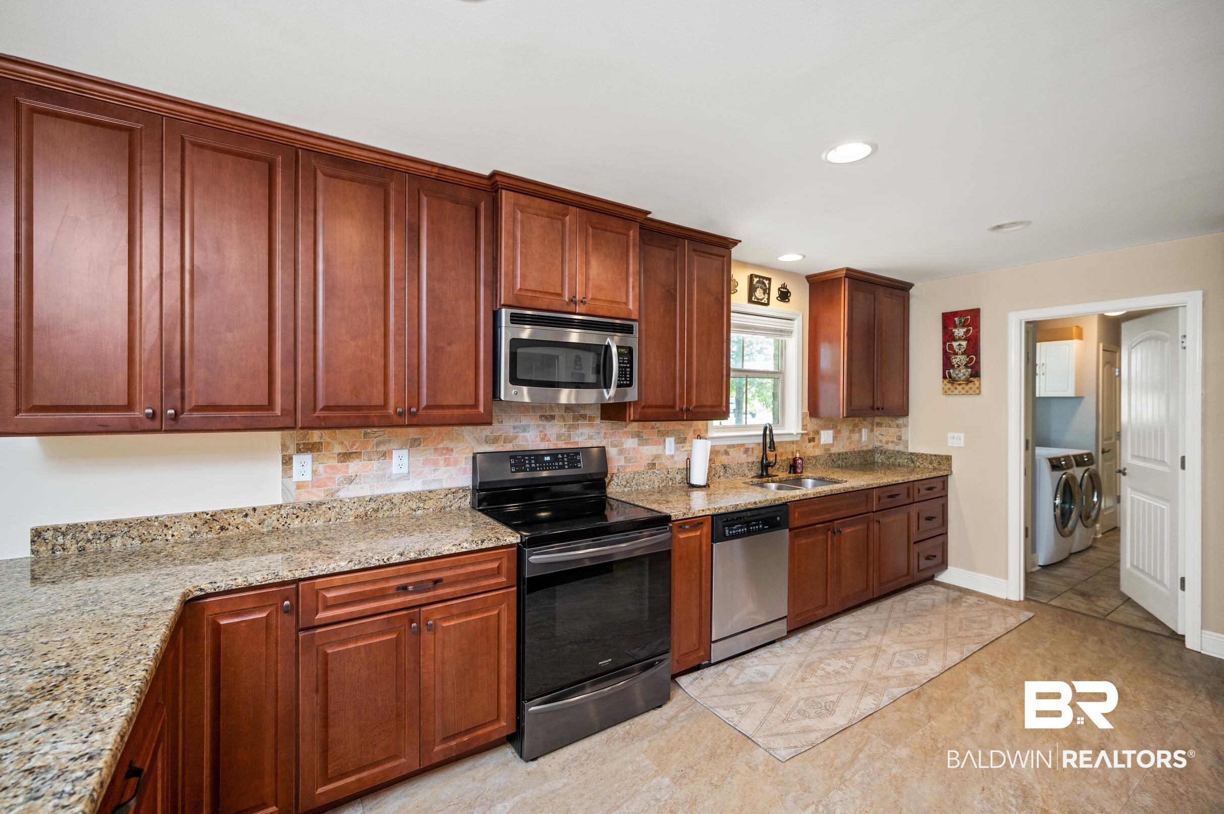 11801 Venice Boulevard Foley, AL 36535 - Photo 14 of 50 Gallery Image 14