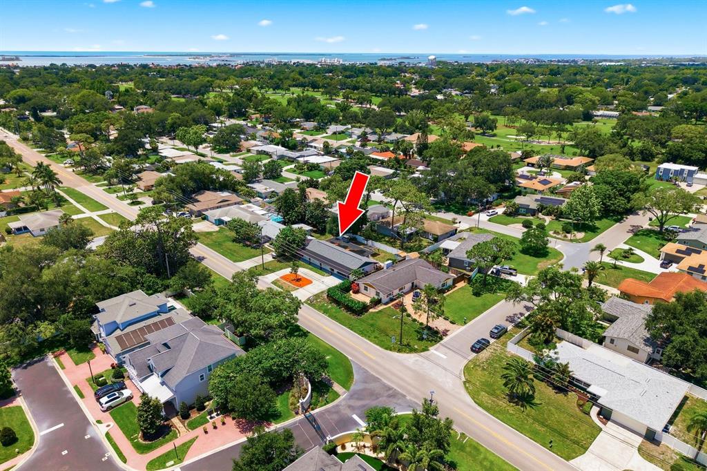 1290 Michigan Boulevard Dunedin, FL 34698 - Photo 2 of 53