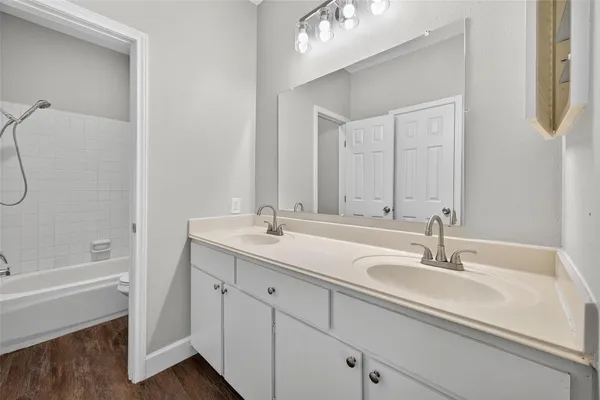 $1,495 | 9707 Richmond Avenue, Unit 75, Houston, TX 77063