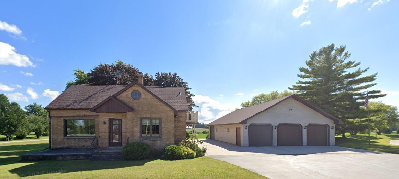 W4001 State Road 32 Elkhart Lake