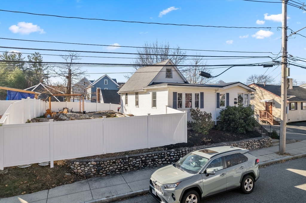 33 Desoto Road Boston, MA 02132 - Photo 1 of 25