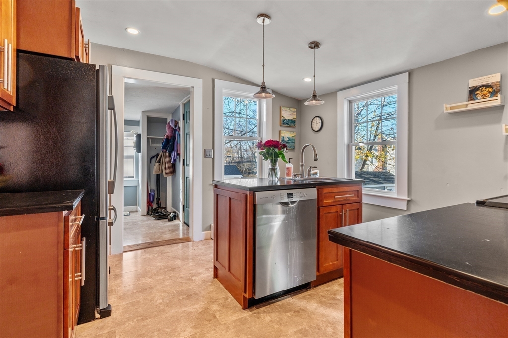 33 Desoto Road Boston, MA 02132 - Photo 8 of 25