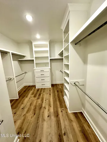 $357,200 | 203 Wethersfield Drive, Florence, MS 39073