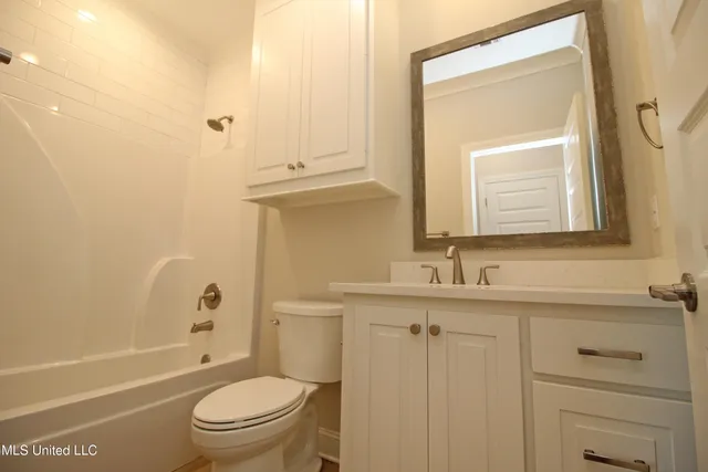 $357,200 | 203 Wethersfield Drive, Florence, MS 39073