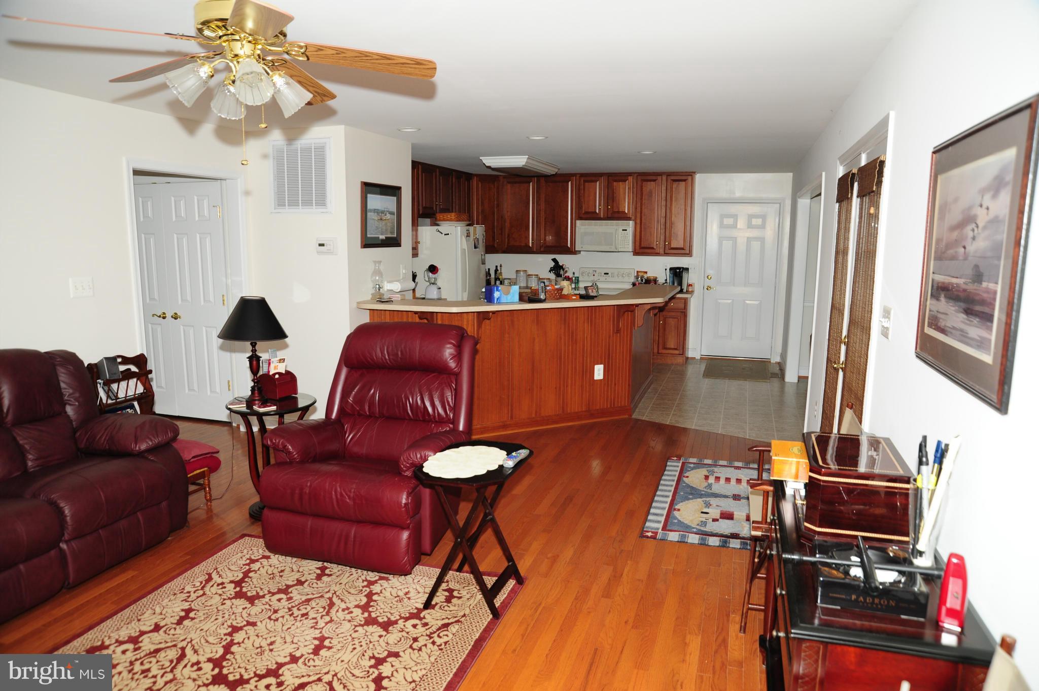 18171 St Jeromes Neck Road Dameron, MD 20628 - Photo 18 of 27 Family Room