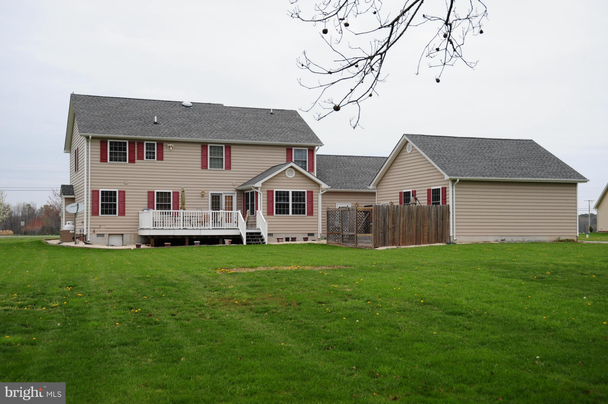 18171 St Jeromes Neck Road Dameron, MD 20628 - Photo 5 of 27 Exterior (Rear)