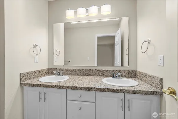 $459,500 | 4505 7th Street Southeast, Unit 13, Puyallup, WA 98374