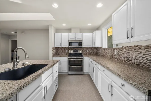 $459,500 | 4505 7th Street Southeast, Unit 13, Puyallup, WA 98374