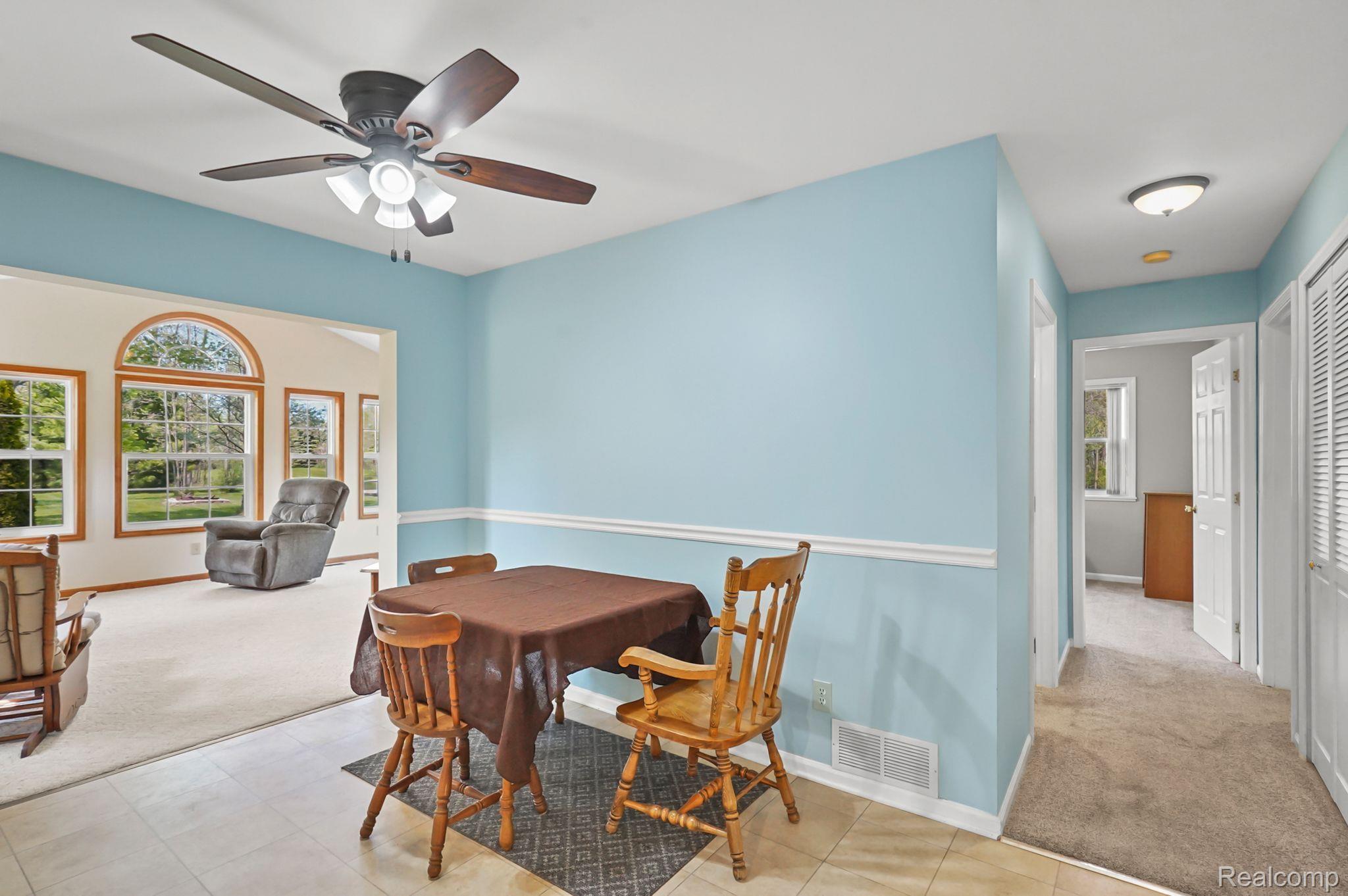 8312 Lambs Road Goodells, MI 48027 - Photo 16 of 46 Dining area in kitchen