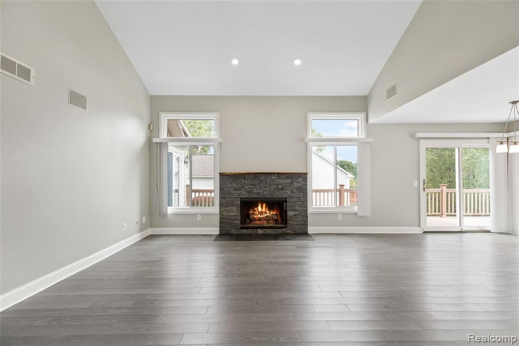 3327 Fairgrove Terrace Rochester Hills, MI 48309 - Photo 14 of 55
