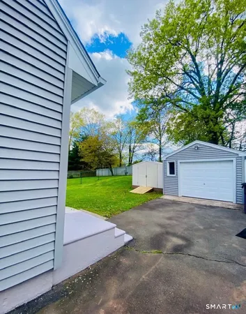 $2,900 | 40 Kennedy Drive, New Britain, CT 06051