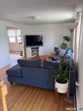 $2,900 | 40 Kennedy Drive, New Britain, CT 06051