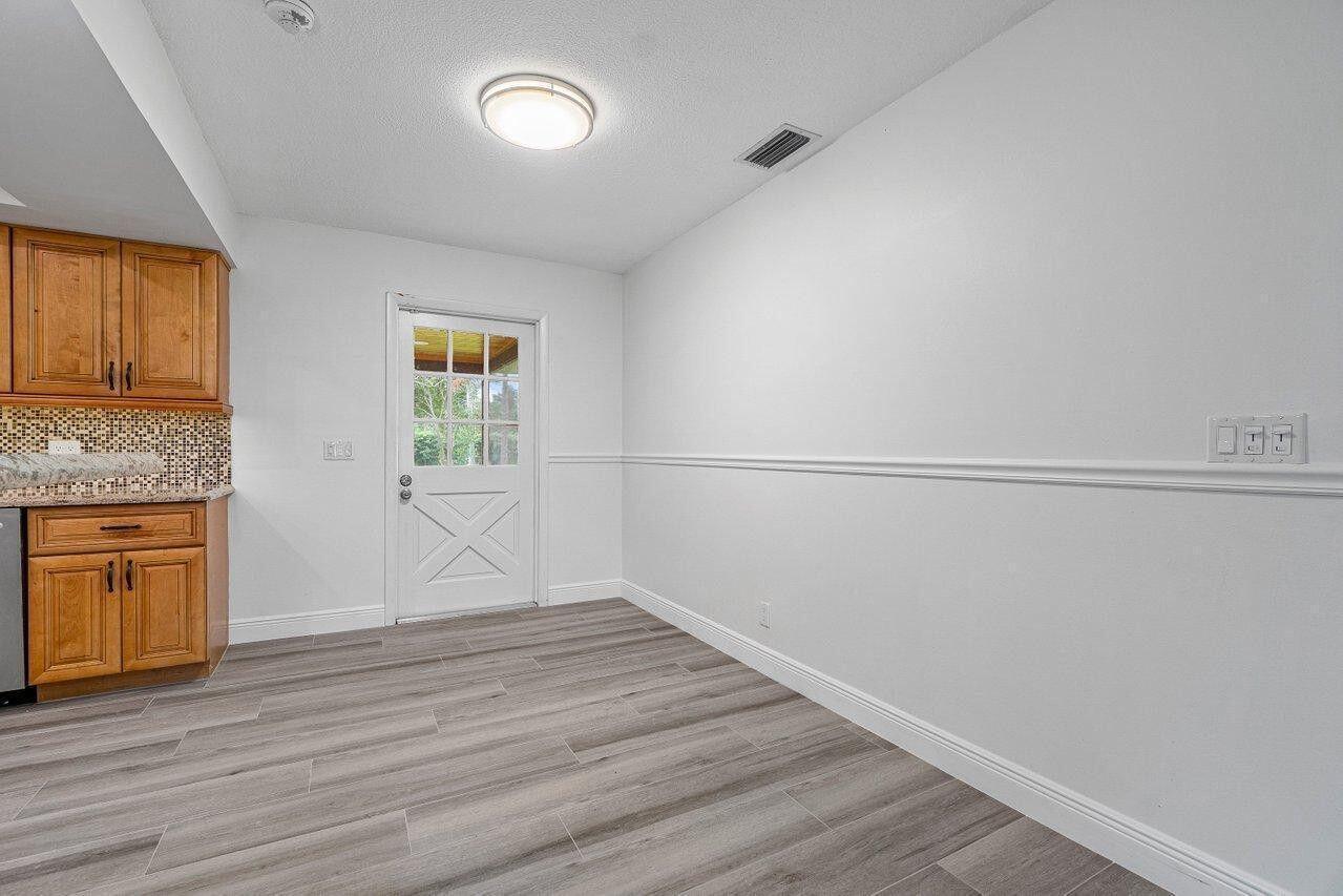 5567 2nd Road Lake Worth, FL 33467 - Photo 7 of 13 dining room