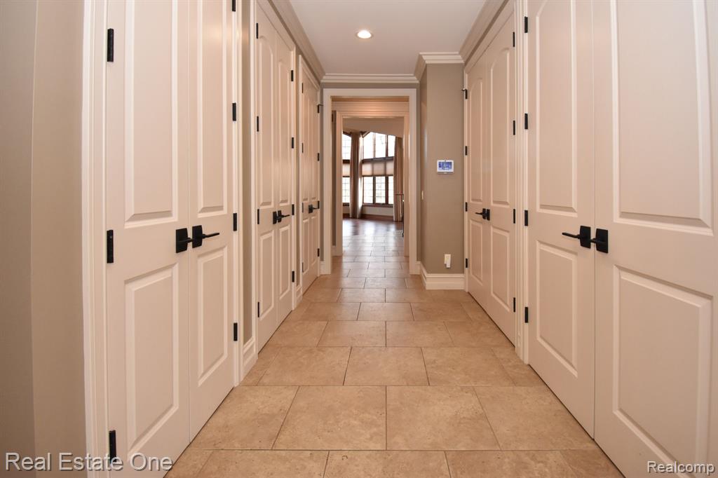 54153 Deer Ridge Court Rochester, MI 48307 - Photo 19 of 30