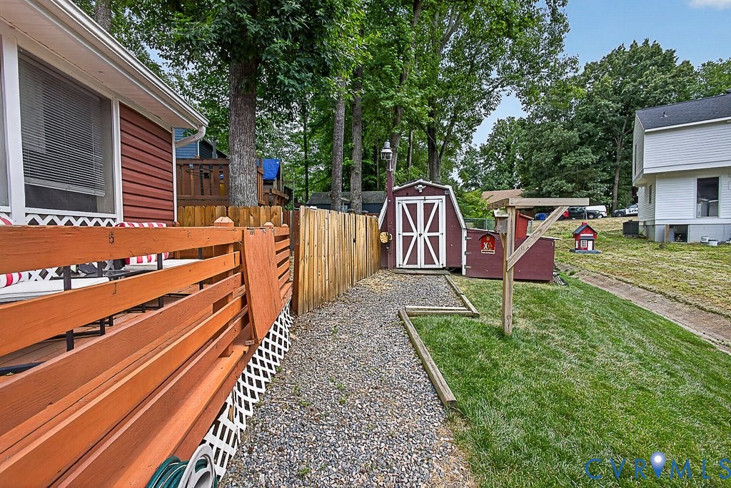 118 Wenatchee Road North Chesterfield, VA 23236 - Photo 28 of 34 Large Detached Shed/Lean To