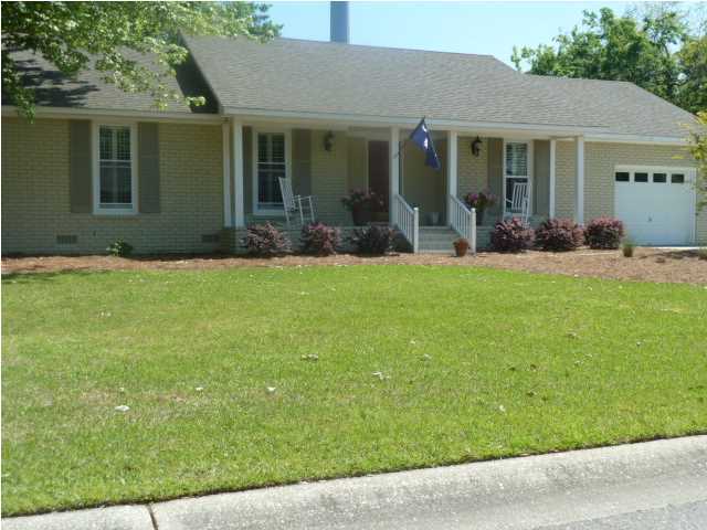1592 Longview Road Mount Pleasant, SC 29464 - Photo 1 of 4 Primary Photo