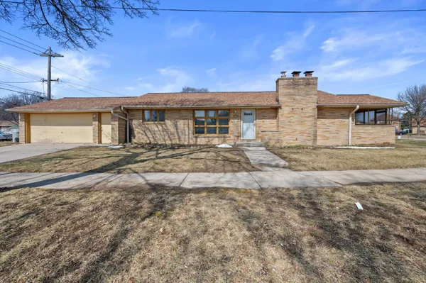 $225,000 | 6500 West Glendale Avenue, Milwaukee, WI 53218