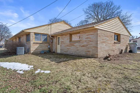 $225,000 | 6500 West Glendale Avenue, Milwaukee, WI 53218