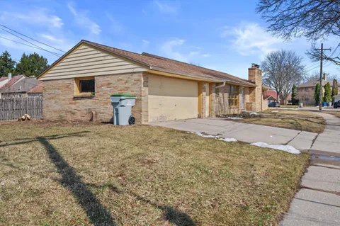 $225,000 | 6500 West Glendale Avenue, Milwaukee, WI 53218