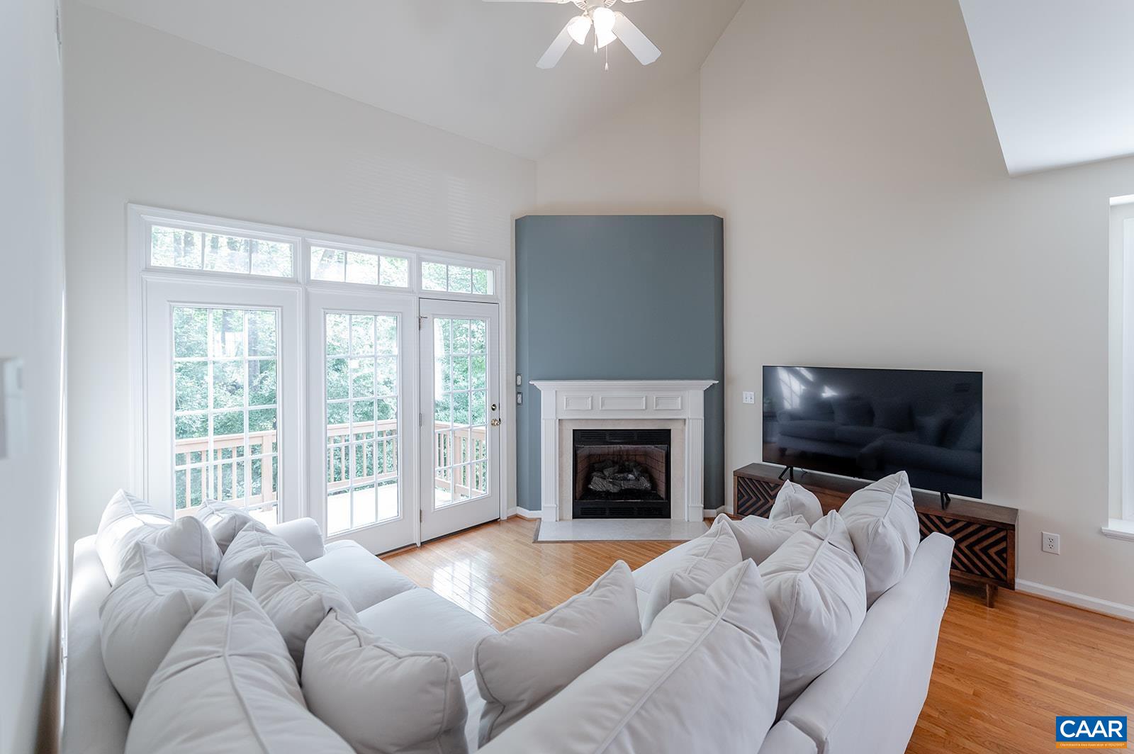 1327 Stoney Ridge Road Charlottesville, VA 22902 - Photo 10 of 40 Gallery Image 10