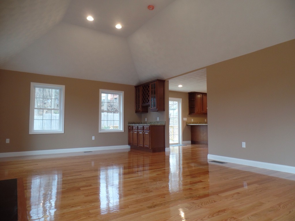 57 Lexington Road Billerica, MA 01821 - Photo 3 of 29