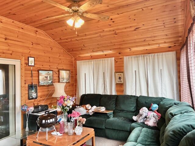 546 Gardenia Street Southeast De Motte, IN 46310 - Photo 12 of 34 640x480