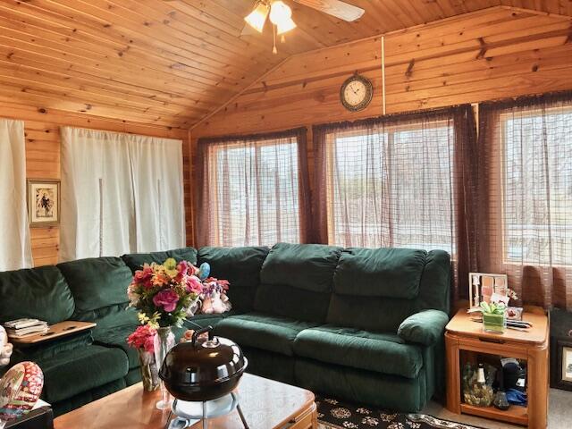 546 Gardenia Street Southeast De Motte, IN 46310 - Photo 13 of 34 640x480