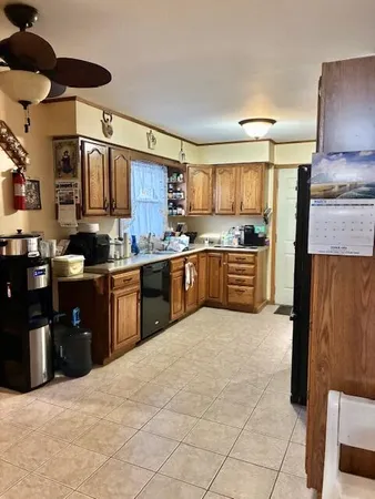 a view of a storage & utility room