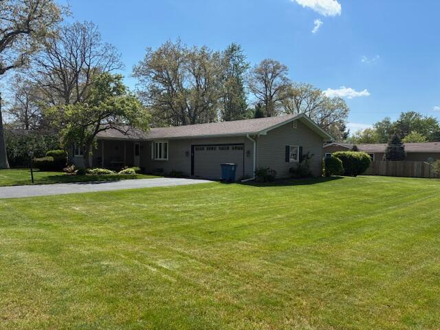 546 Gardenia Street Southeast De Motte, IN 46310 - Photo 2 of 34 640x480