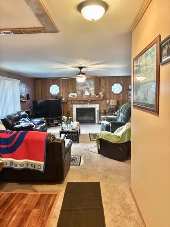 $307,500 | 546 Gardenia Street Southeast, De Motte, IN 46310