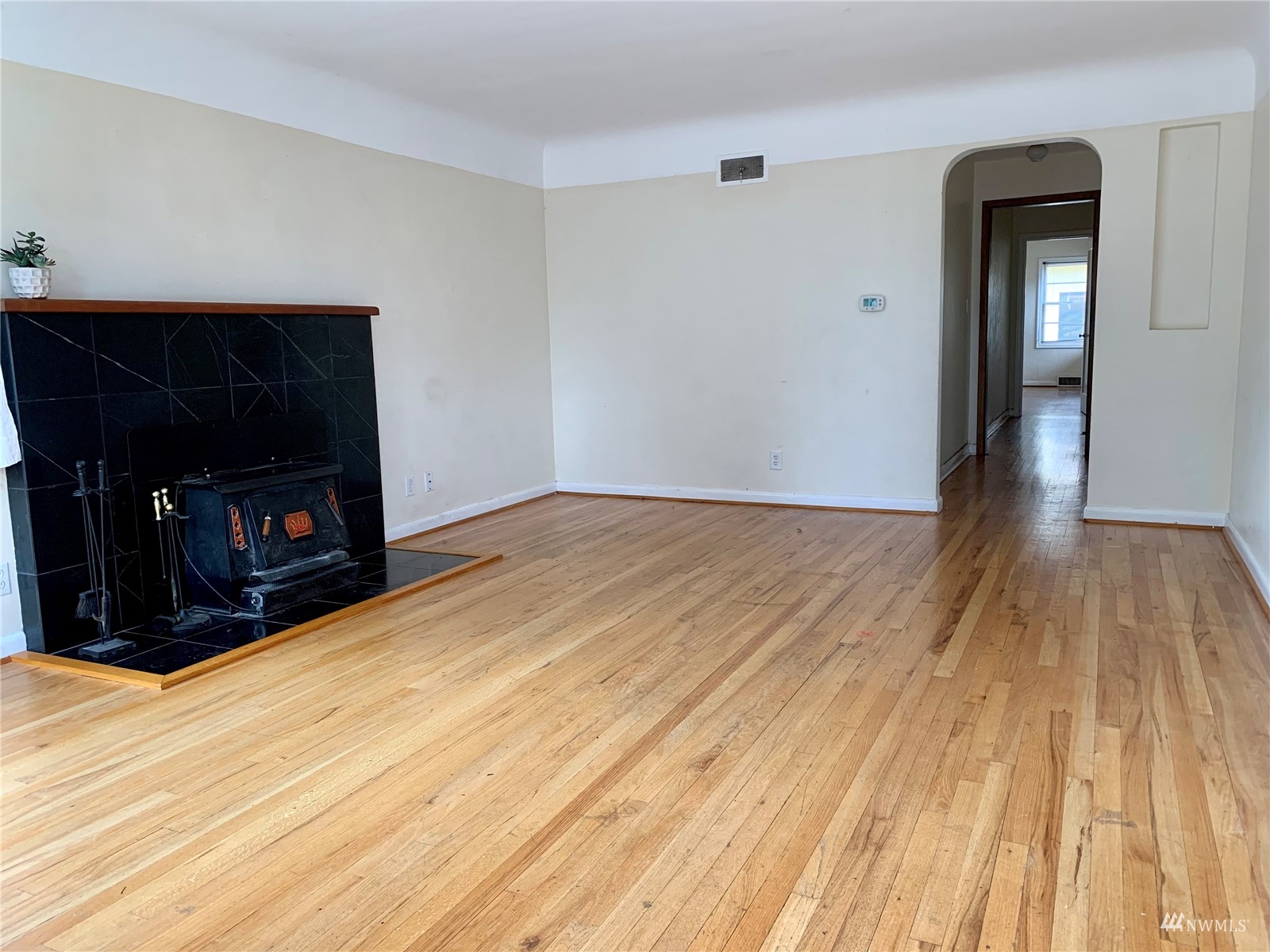 2762 Maple Street Longview, WA 98632 - Photo 4 of 36 Gallery Image 4