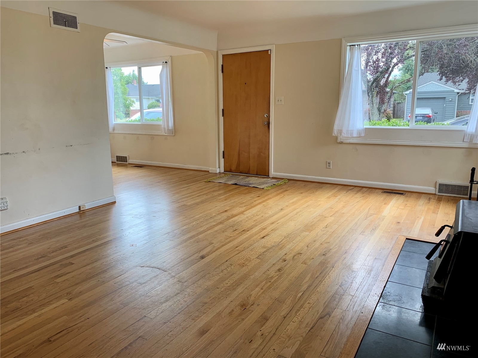 2762 Maple Street Longview, WA 98632 - Photo 5 of 36 Gallery Image 5