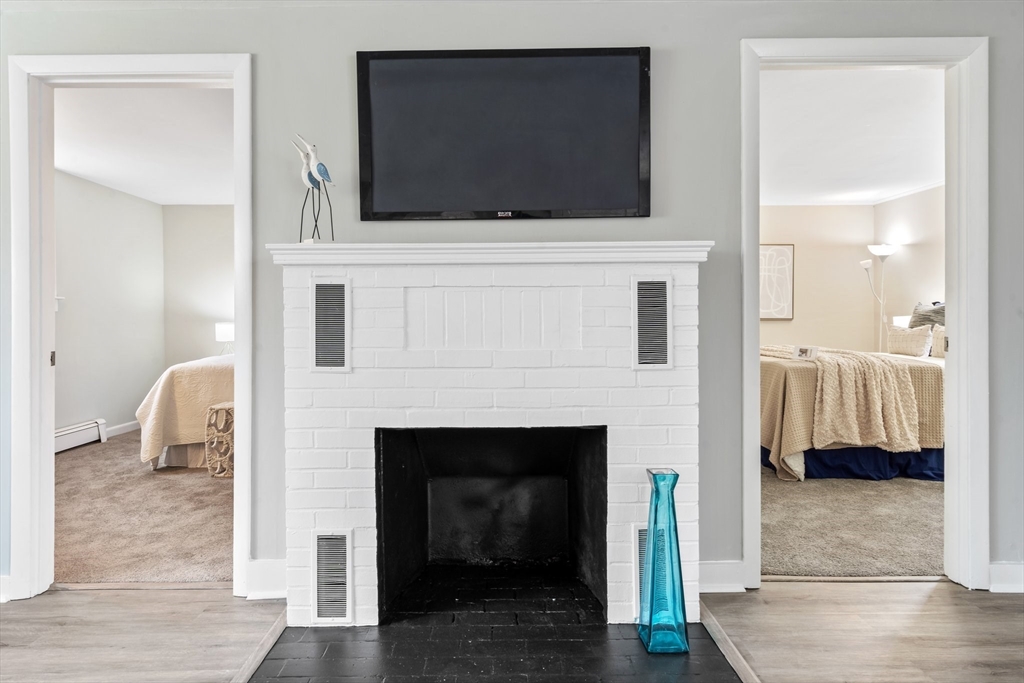 536 Strawberry Hill Road Barnstable, MA 02632 - Photo 13 of 27 Gallery Image 13
